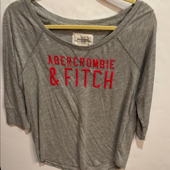 Abercrombie & Fitch Gray Long Sleeve Tee with Red Lettering NWOT L - Picture 1 of 8